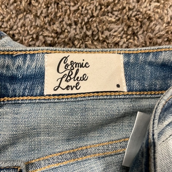 Mom Jeans - Picture 3 of 3